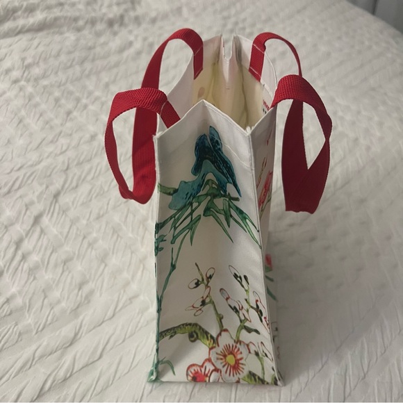 Starbucks x Vivienne Tam Limited Edition Tote Bag - Picture 5 of 7